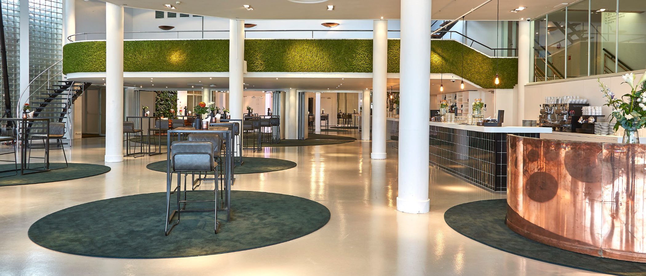 Green Lounge in standaardopstelling bij Gooiland evenementenlocatie Hilversum