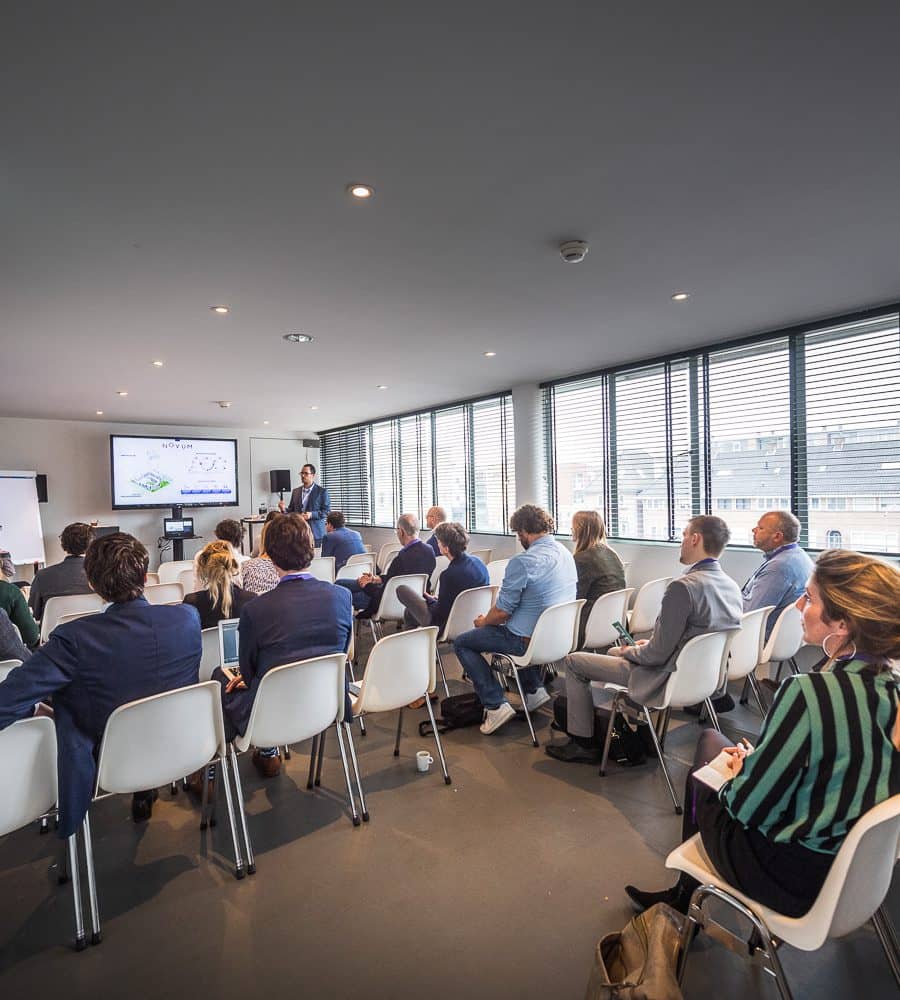 Piet Mondriaan zaal in gebruik tijdens congres in Gooiland