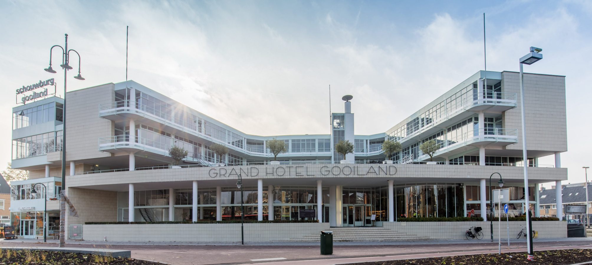 Philip Lamers koopt met Bern Hospitality Group rijksmonument Gooiland. Gooiland bestaat uit Gooiland Events en Gooiland Hotel